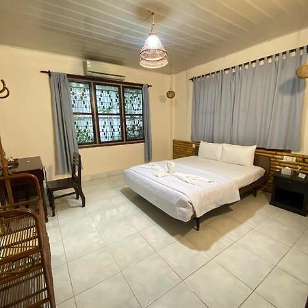 Ecran Riverfront Guesthouse Kampot Eksteriør billede