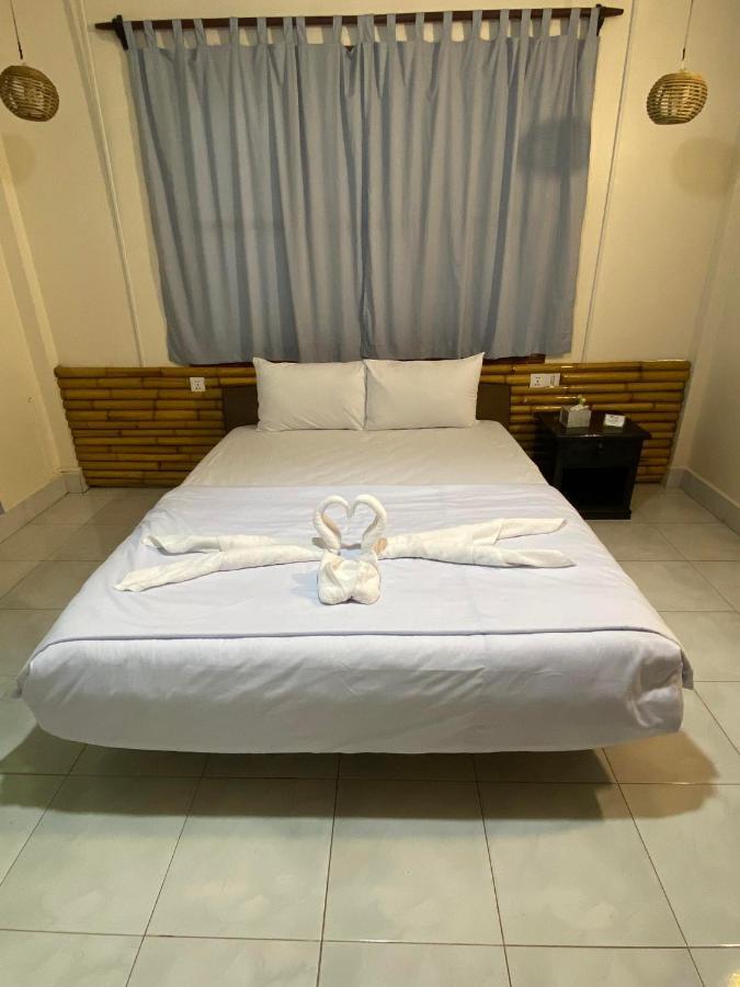 Ecran Riverfront Guesthouse Kampot Eksteriør billede