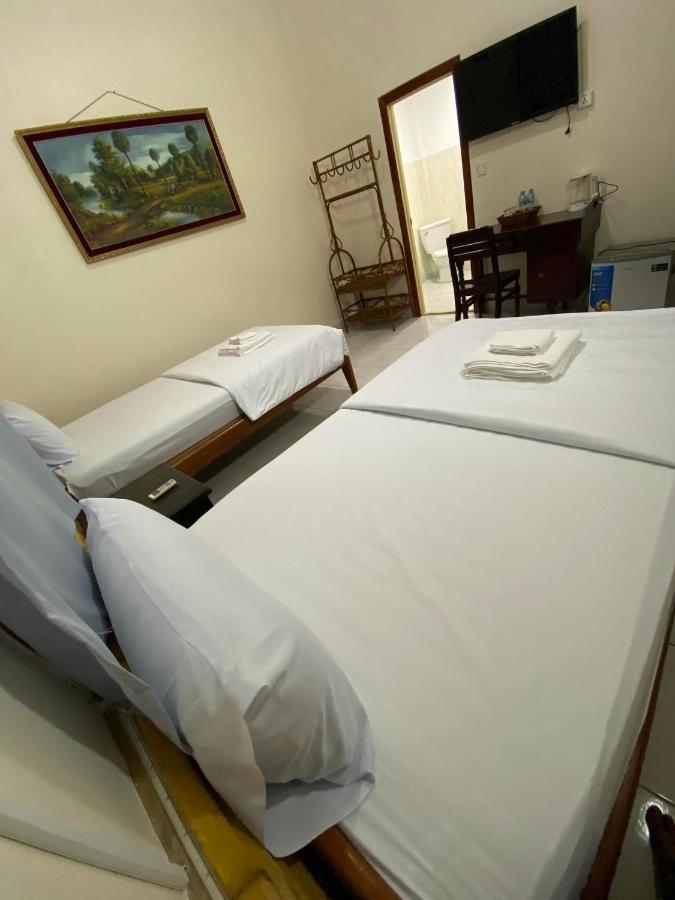 Ecran Riverfront Guesthouse Kampot Eksteriør billede