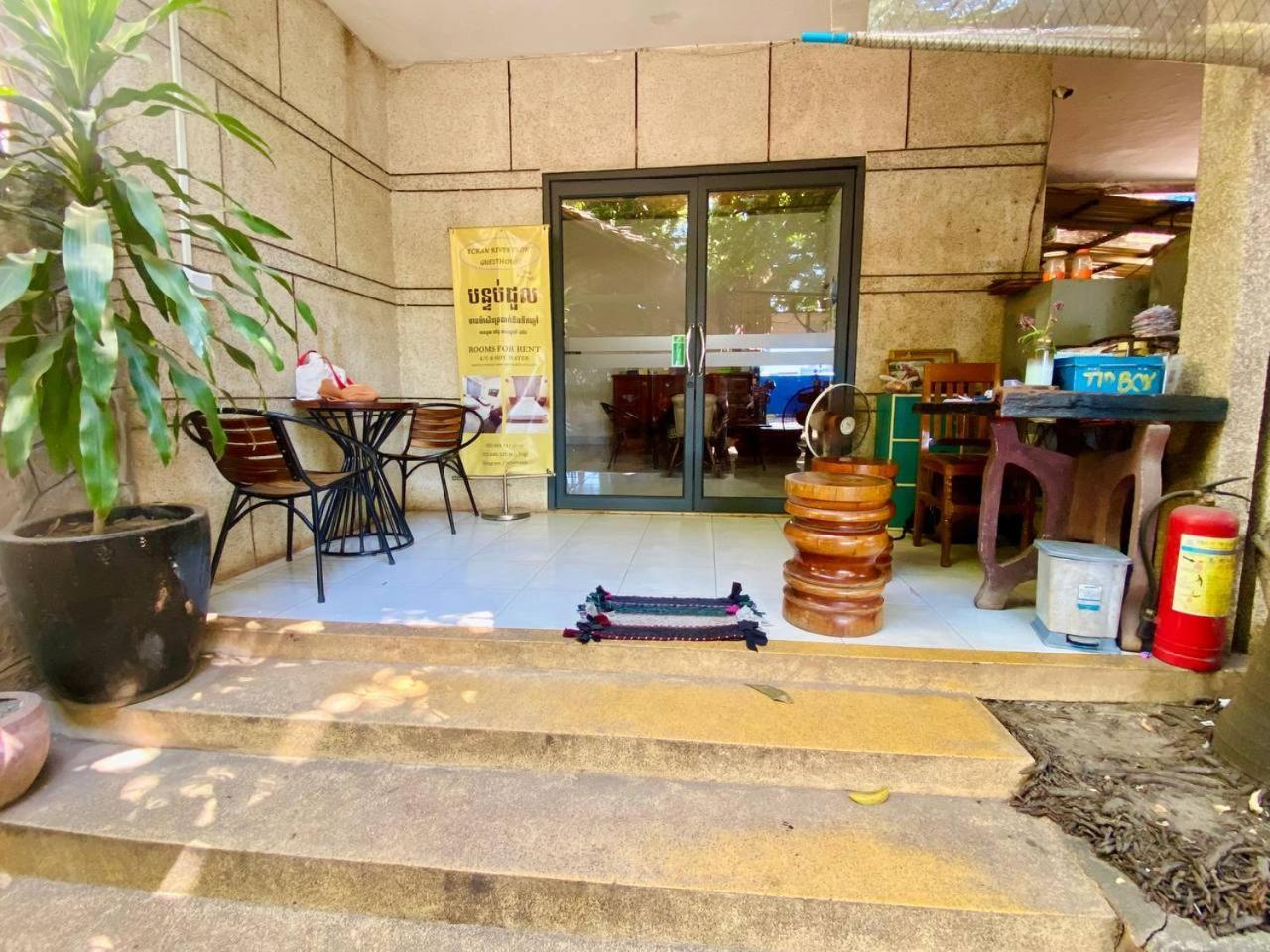 Ecran Riverfront Guesthouse Kampot Eksteriør billede